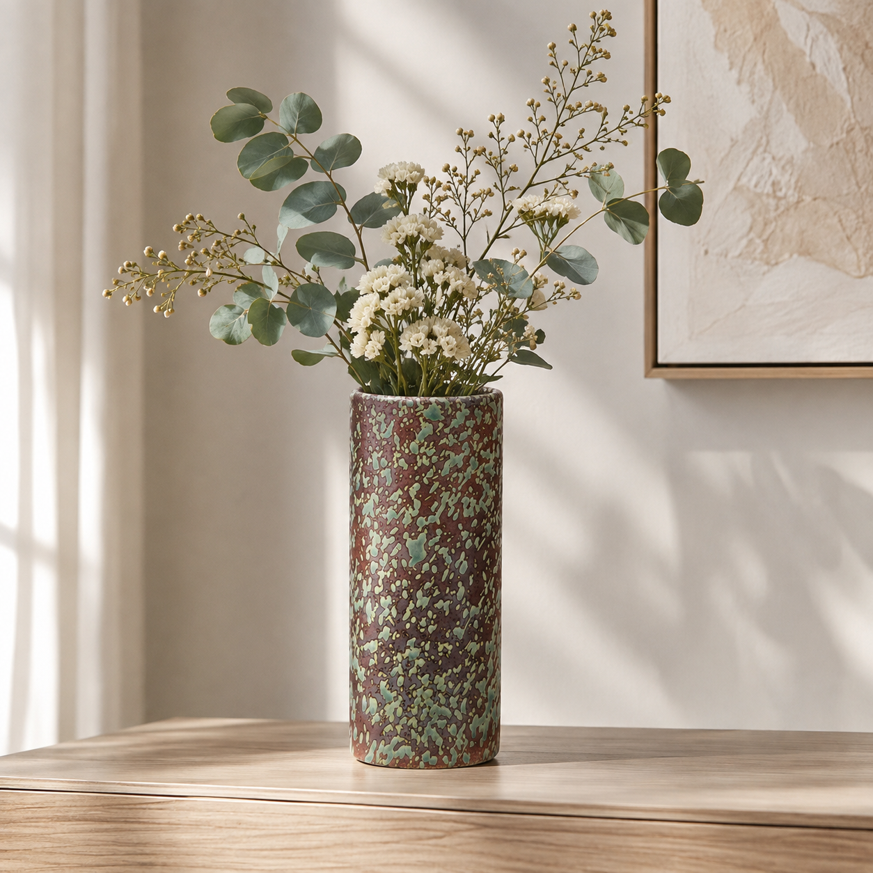 Vase dunkelbraun mit grünen Sprenkeln