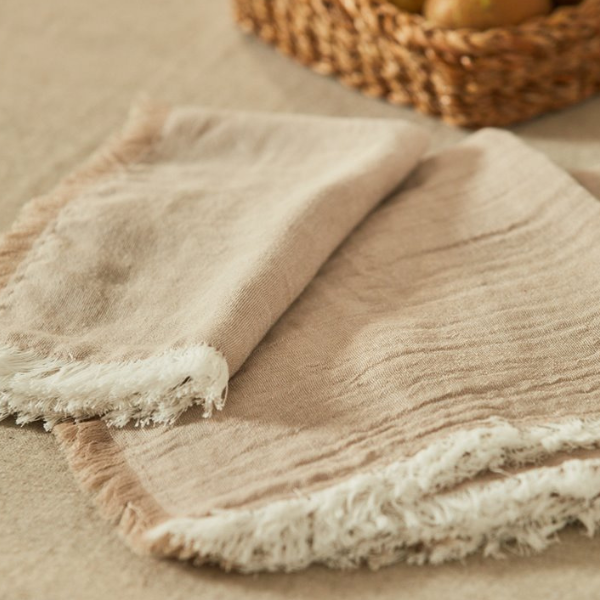 Stoffservietten beige mit Fransen - 4 Stk.
