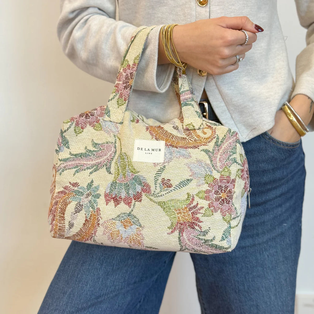 Tasche mit Tragegriffe mit Blumenmuster