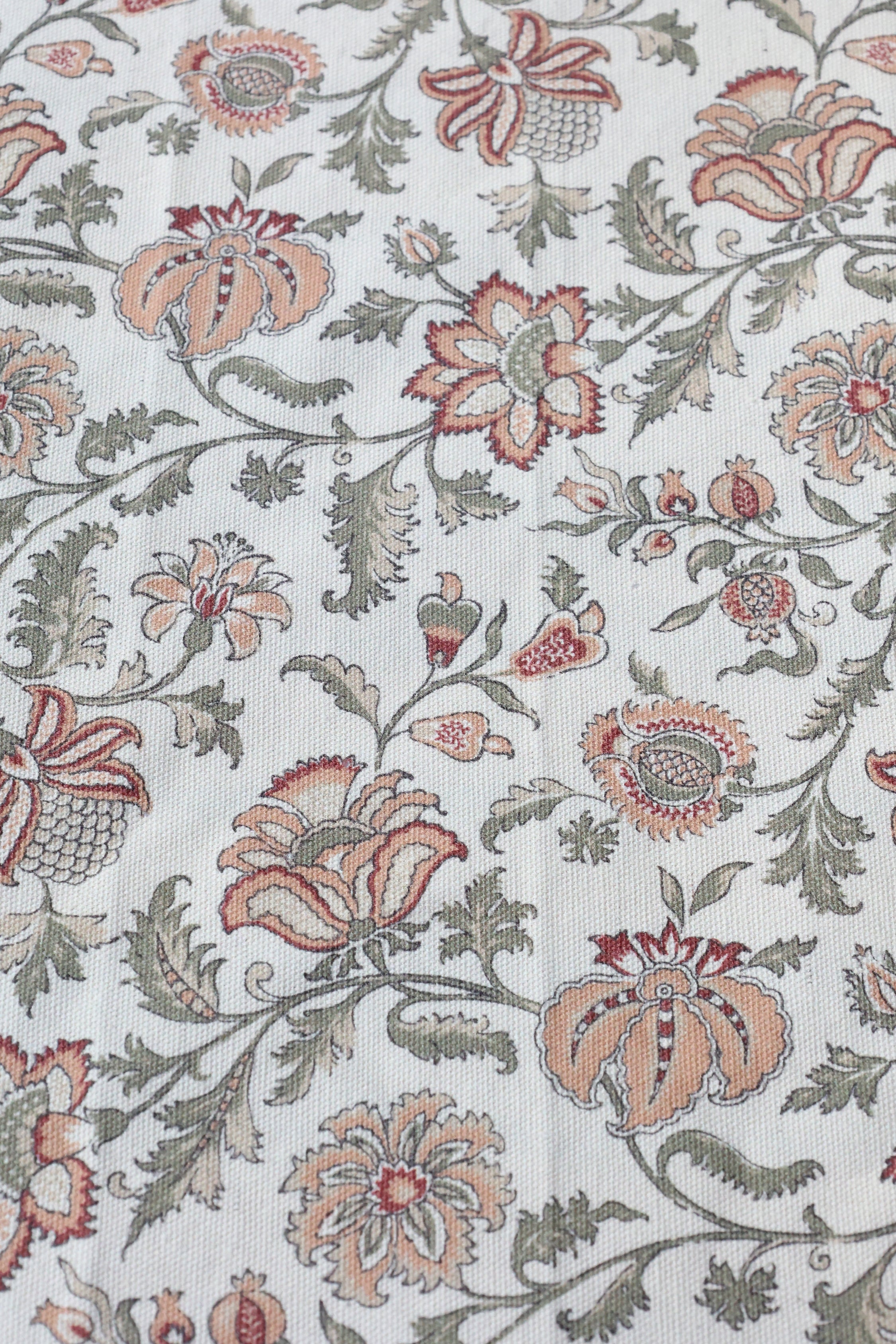 Tischtuch Pastellblumen 240x140
