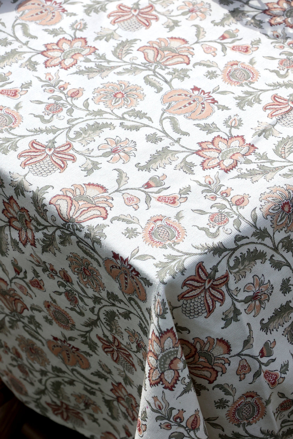 Tischtuch Pastellblumen 240x140