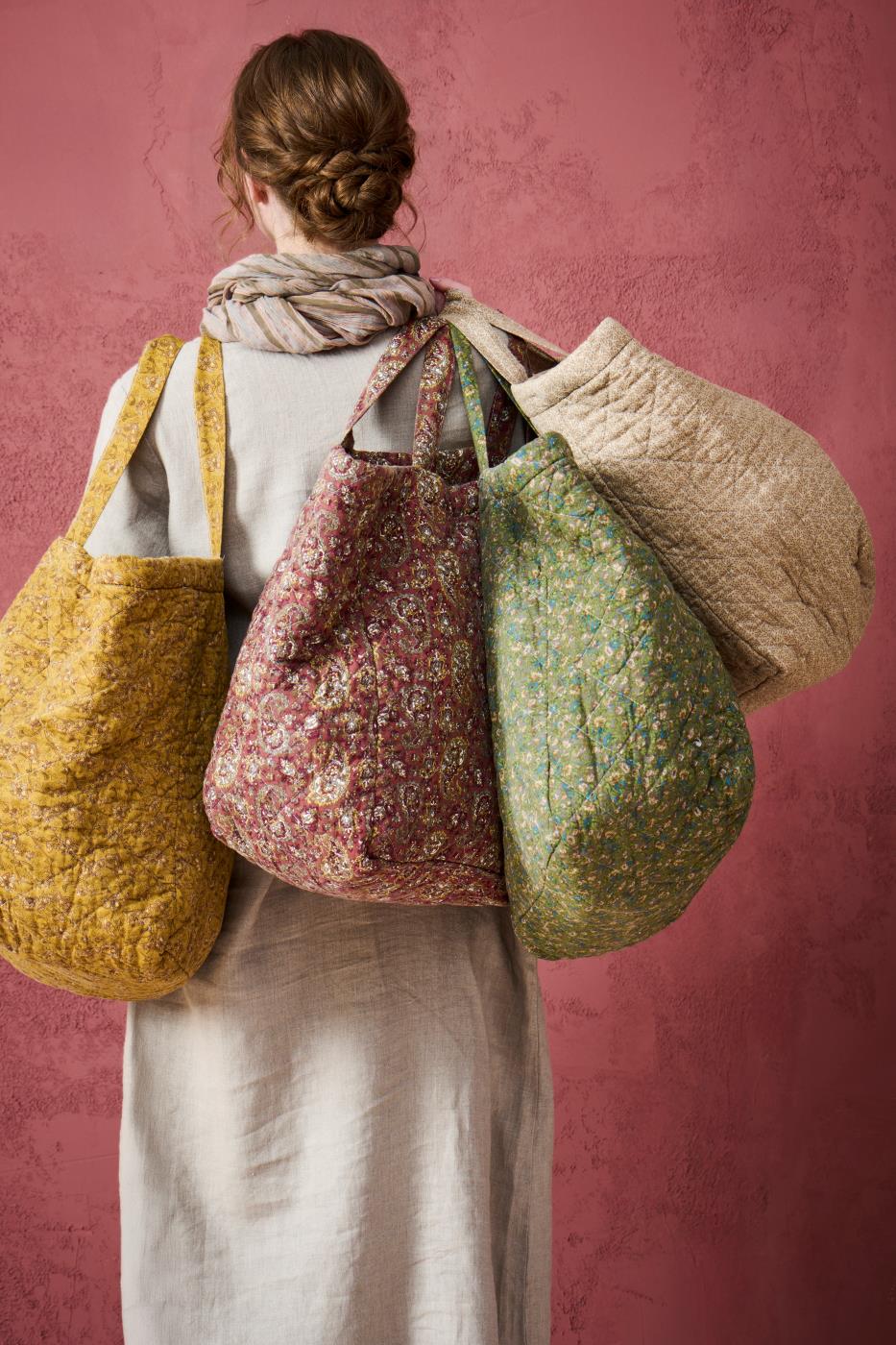 Tasche wattiert L weinrot mit Parsleymuster